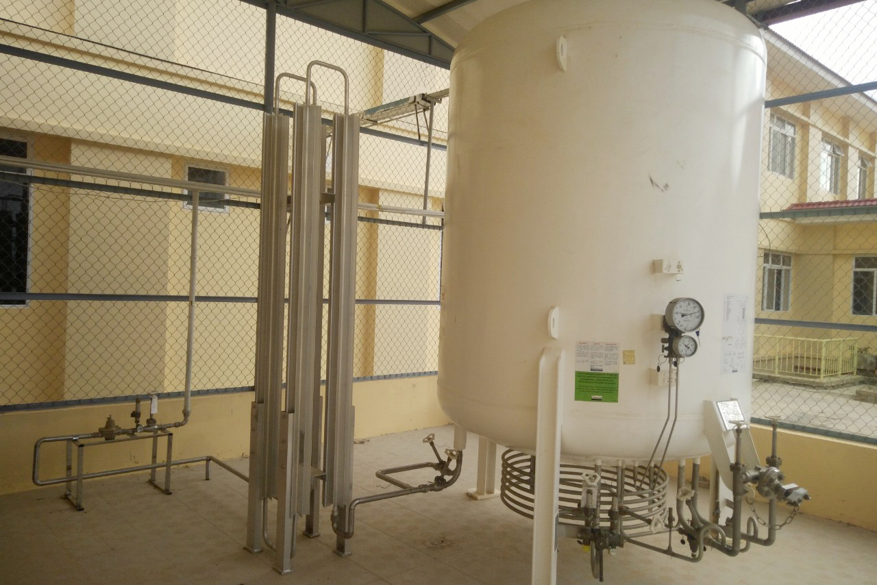 Thi công tại bệnh viện dã chiến TPHCM 23